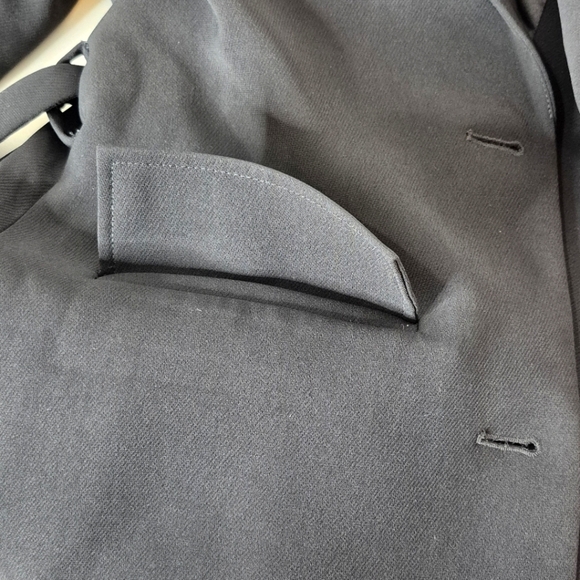 Good American Black Button-Front Trench Style Belted Blazer - Size 0/XS - Picture 10 of 16